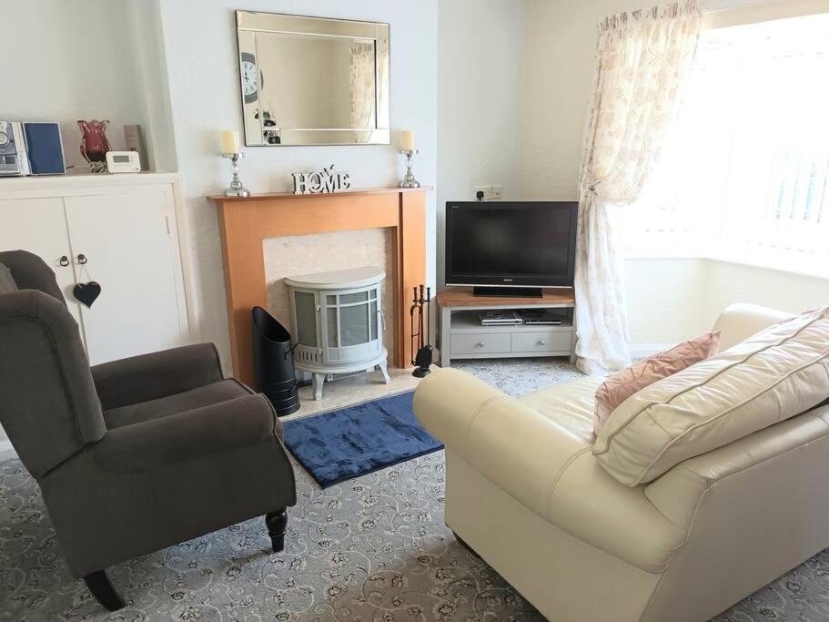 Bungalow In Shildon County Durham Extérieur photo